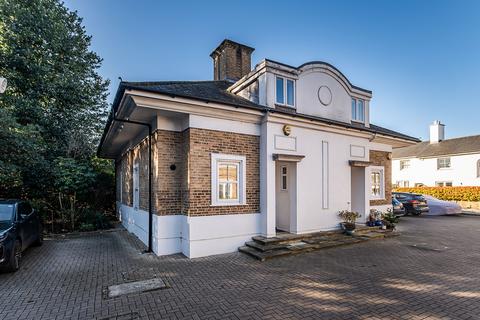 Kingston Hill Place, Kingston Upon Thames, KT2