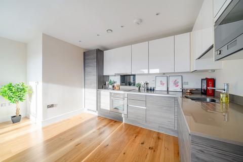 1 bedroom flat for sale, Gullivers Walk, Harbourside Court, SE8