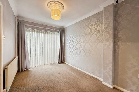 3 bedroom terraced house for sale, County Road North, Hull HU5