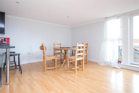 2 bedroom flat to rent, Kingston Road, Southampton, Hampshire, SO15