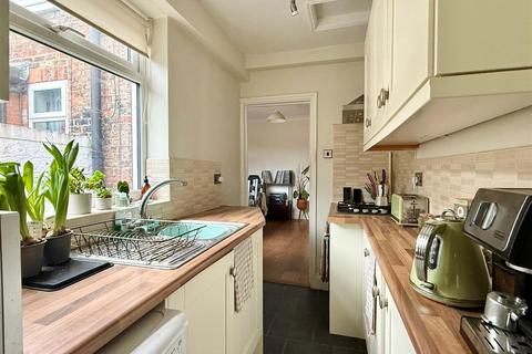 2 bedroom terraced house for sale, Pembroke Street, York