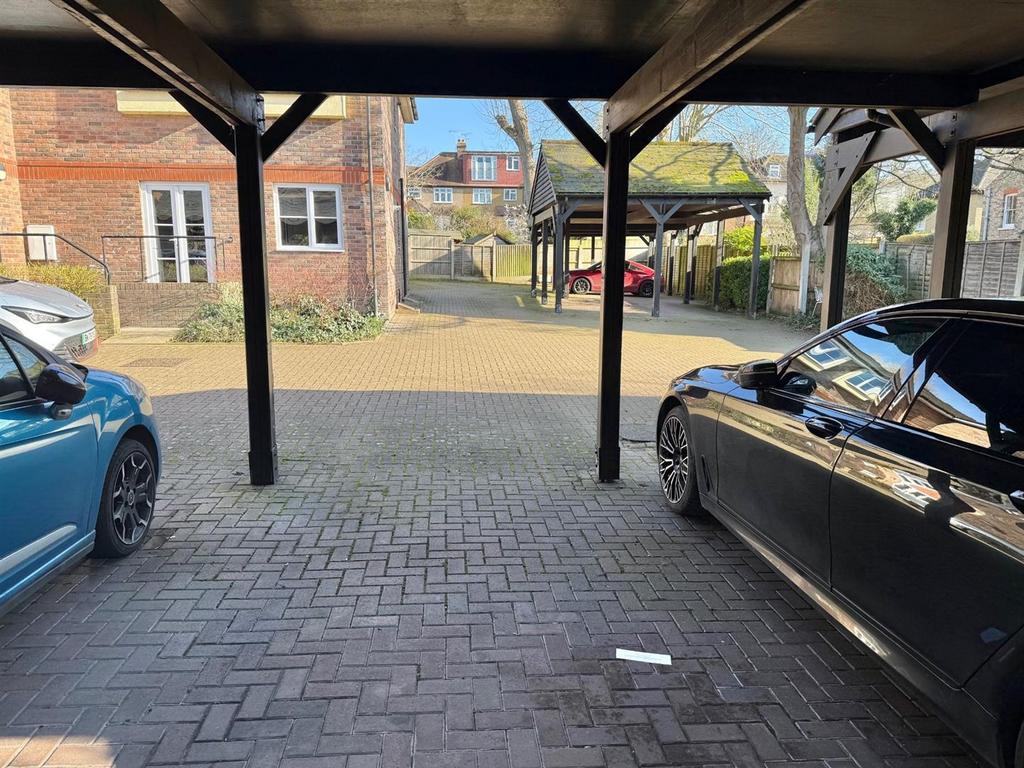 Parking.jpg