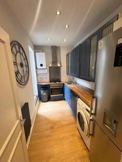 2 bedroom apartment to rent, London, London NW4
