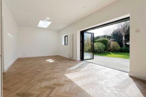 3 bedroom bungalow for sale, Broadmark Avenue, Rustington, Littlehampton, West Sussex