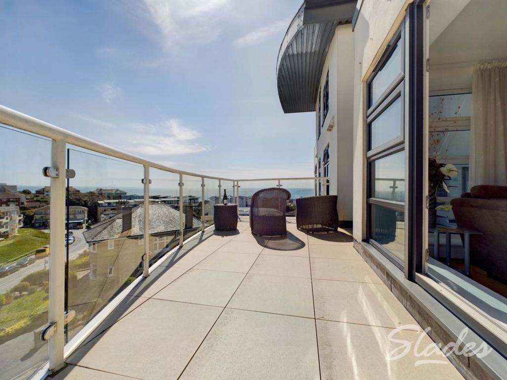 47 reef balcony 2