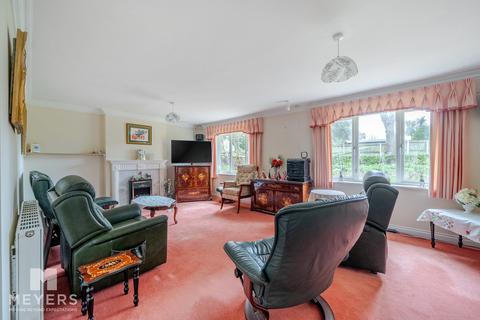 3 bedroom bungalow for sale, Ferndown BH22