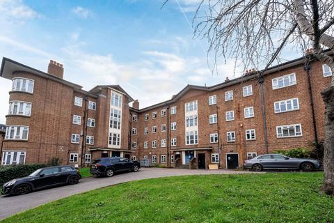 undefined, Lewisham Hill, Blackheath, London, SE13