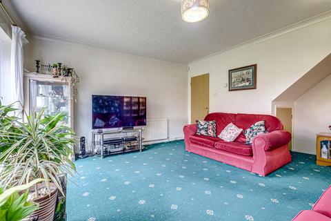 undefined, Caversham Avenue, Southend-on-sea, SS3