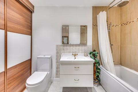 2 bedroom bungalow for sale, Bristol BS16