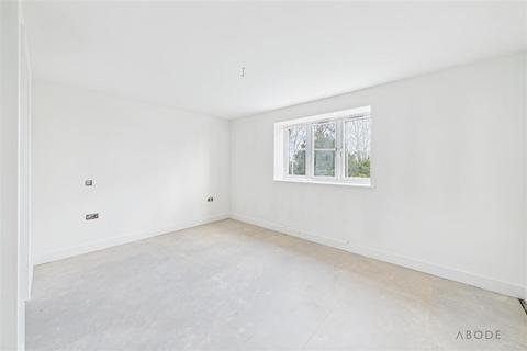 undefined, Heath Road, Uttoxeter ST14
