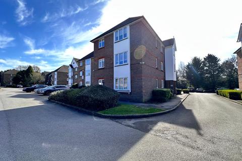 1 bedroom flat to rent, Granville Place, Pinner HA5