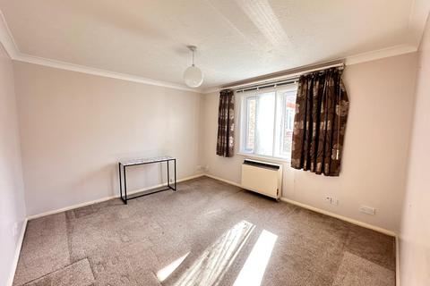 1 bedroom flat to rent, Granville Place, Pinner HA5