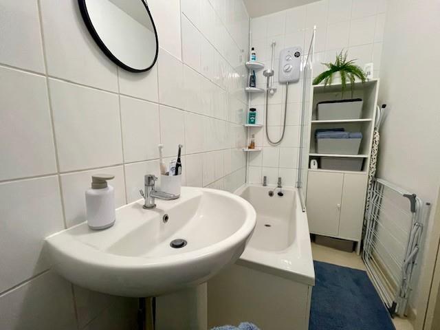 Photo 10.jpg