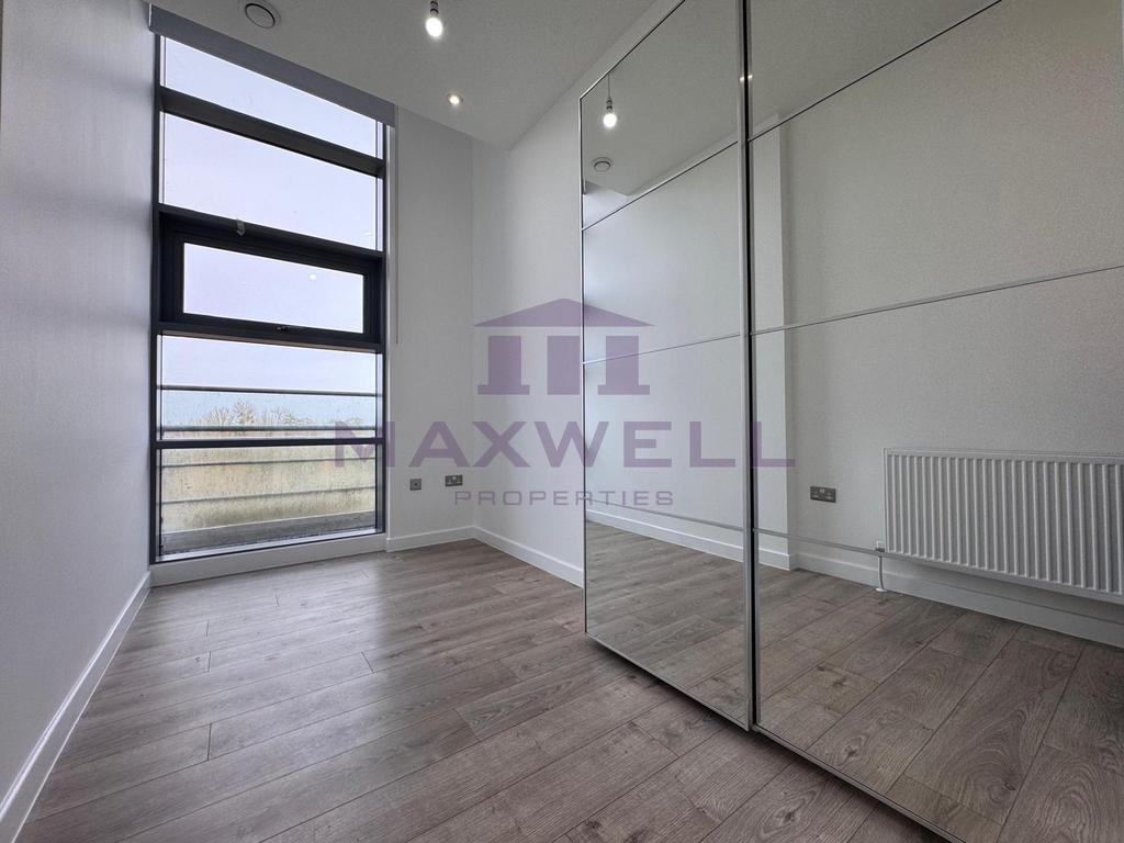 2 Bed two bath flat to rent in Harlow,...