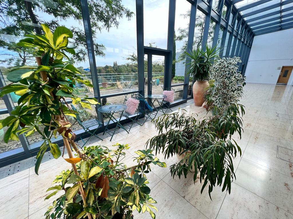 2 Bed two bath flat to rent in Harlow,...