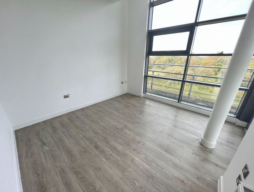 2 Bed two bath flat to rent in Harlow,...