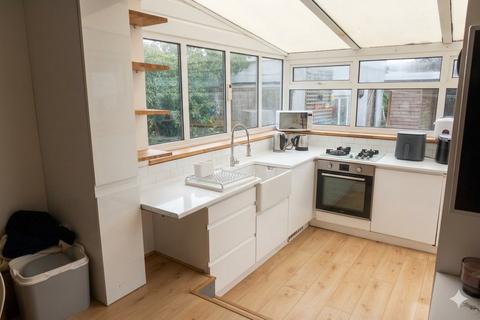 4 bedroom semi-detached house for sale, Eskbank Avenue, Patcham, Brighton