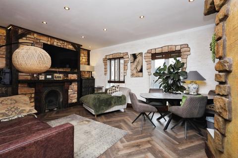 3 bedroom maisonette for sale, Seaside Road, Eastbourne