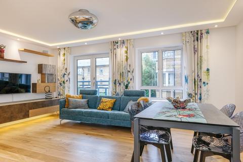 Admiral Walk, London, W9