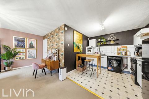 undefined, Croydon CR0