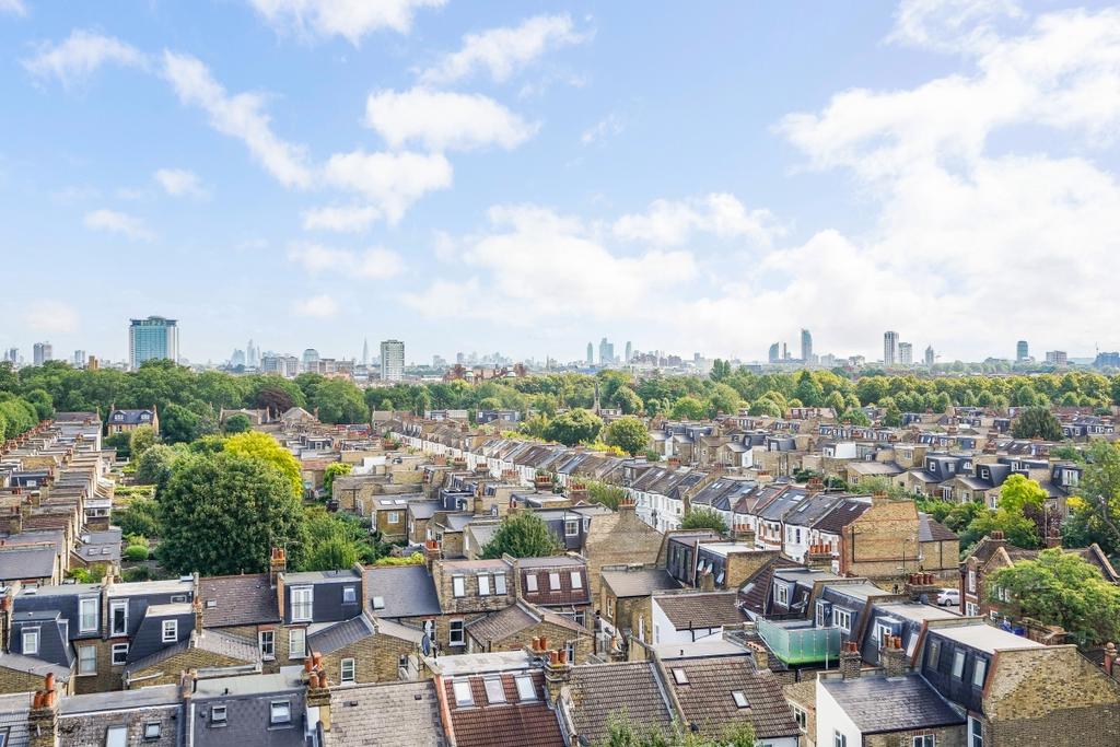 Holyport Road Lon...