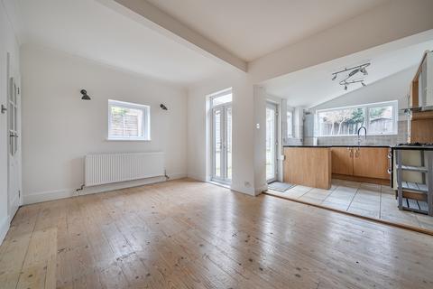 2 bedroom end of terrace house for sale, Glenville Avenue, Enfield