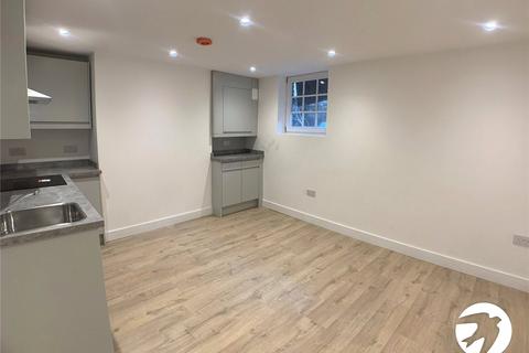 1 bedroom flat to rent, High Street, Rochester, Kent, ME1
