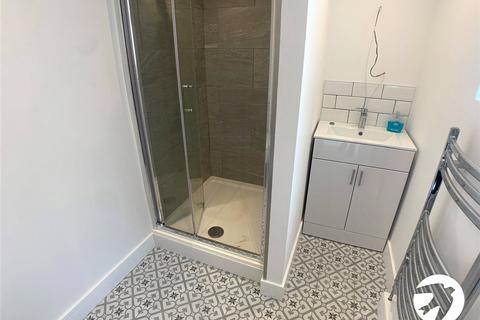 1 bedroom flat to rent, High Street, Rochester, Kent, ME1