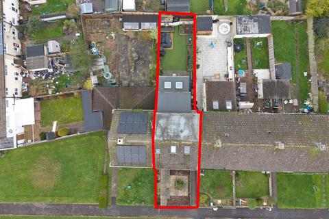 5 bedroom terraced house for sale, Close to Hospital*4-5 Double Bedrooms*Wheelchair Friendly with Lift Access to First Floor*Versatile Accommodation*