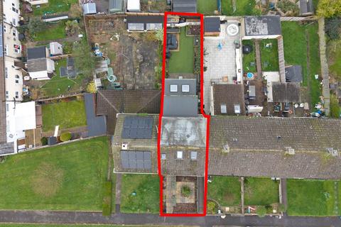 undefined, Close to Hospital*4-5 Double Bedrooms*Wheelchair Friendly with Lift Access to First Floor*Versatile Accommodation*