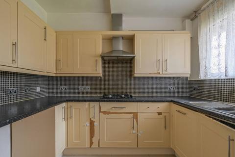 3 bedroom flat to rent, Norwood House, Poplar, London, E14