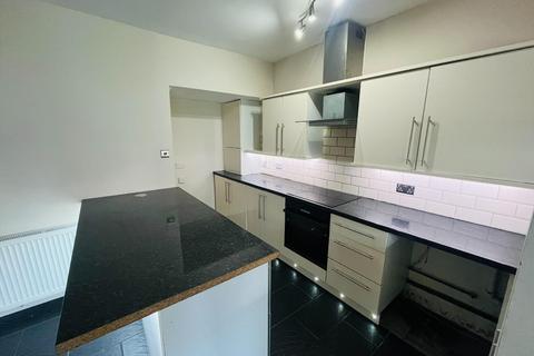 2 bedroom end of terrace house for sale, Murray Avenue, Kingsley, Northampton NN2