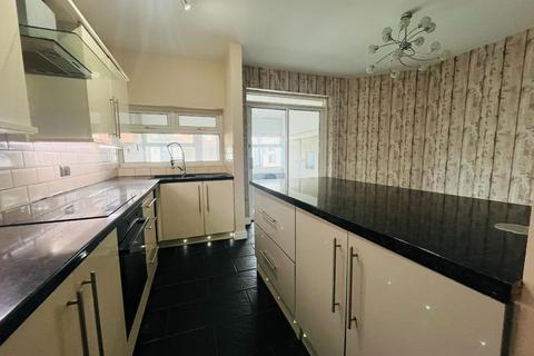 2 bedroom end of terrace house for sale, Murray Avenue, Kingsley, Northampton NN2