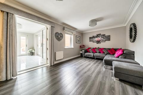 undefined, Jaguar Lane, Bracknell, Berkshire