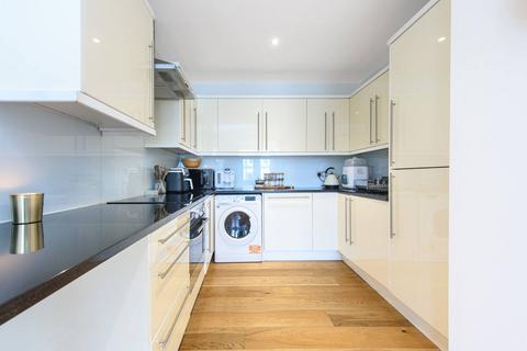 2 bedroom flat for sale, Marlborough House, South Hampstead, London, NW3