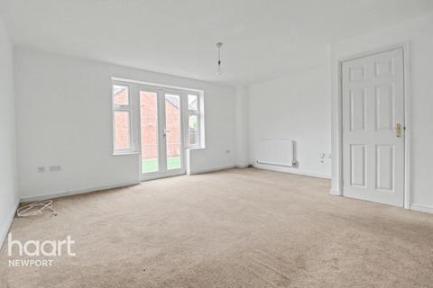 3 bedroom semi-detached house for sale, Tantallus Crescent, Newport