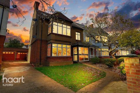 5 bedroom semi-detached house for sale, Tillotson Road, Ilford