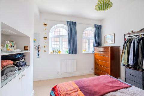 1 bedroom apartment for sale, Drewstead Road, London SW16
