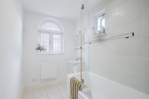 1 bedroom apartment for sale, Drewstead Road, London SW16