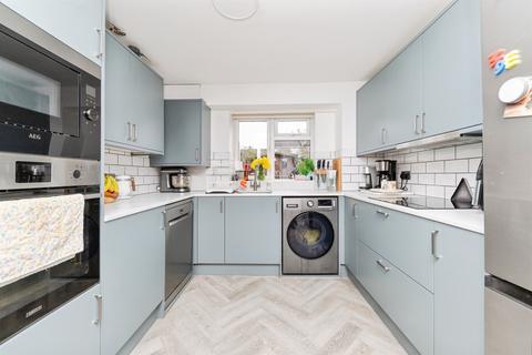 3 bedroom semi-detached house for sale, Thistle Grove, Welwyn Garden City