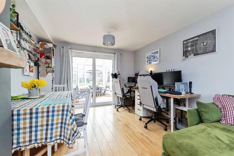 3 bedroom semi-detached house for sale, Thistle Grove, Welwyn Garden City