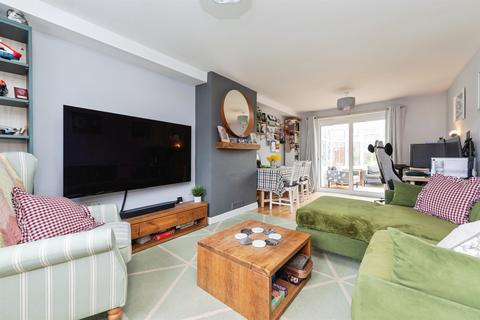 3 bedroom semi-detached house for sale, Thistle Grove, Welwyn Garden City