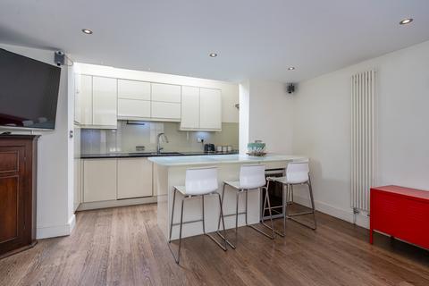 2 bedroom house for sale, Malvern Mews, London, NW6