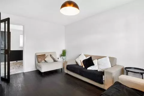 3 bedroom detached house for sale – pohled 3