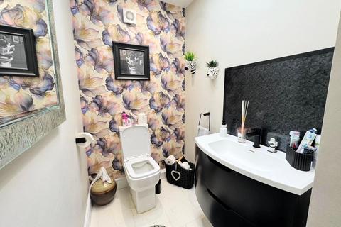 6 bedroom semi-detached house for sale, Staplands Road, Broadgreen, Liverpool