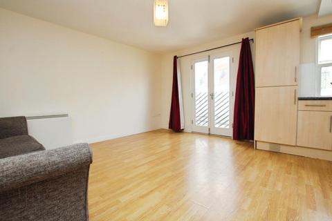 Waterloo Road, Bristol BS2