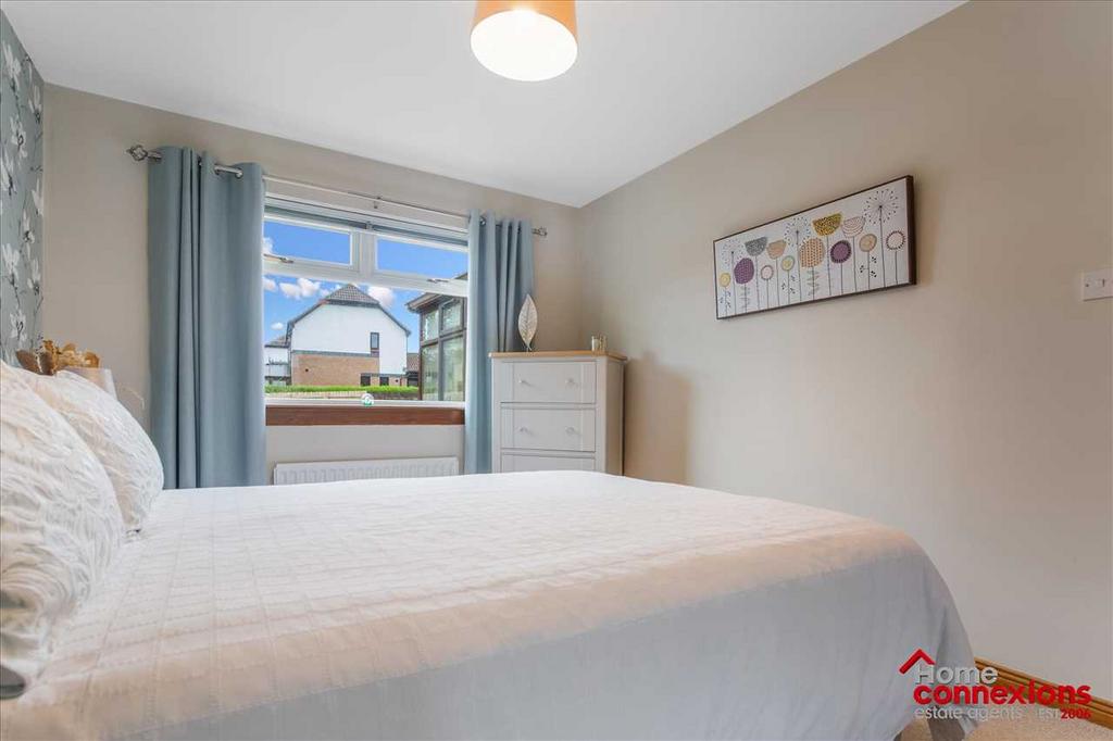 Bedroom Two (2)