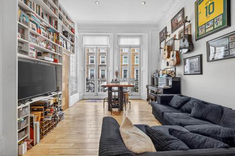 2 bedroom flat to rent, Collingham Place, Earl`s Court, SW5