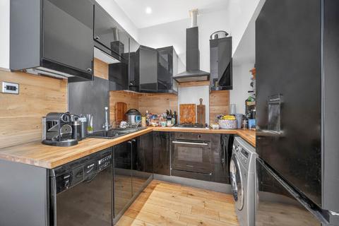 2 bedroom flat to rent, Collingham Place, Earl`s Court, SW5
