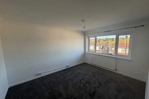 3 bedroom semi-detached house to rent, Swansea SA2